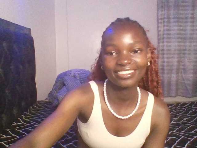 Pocketdoll09 live cam on BongaCams