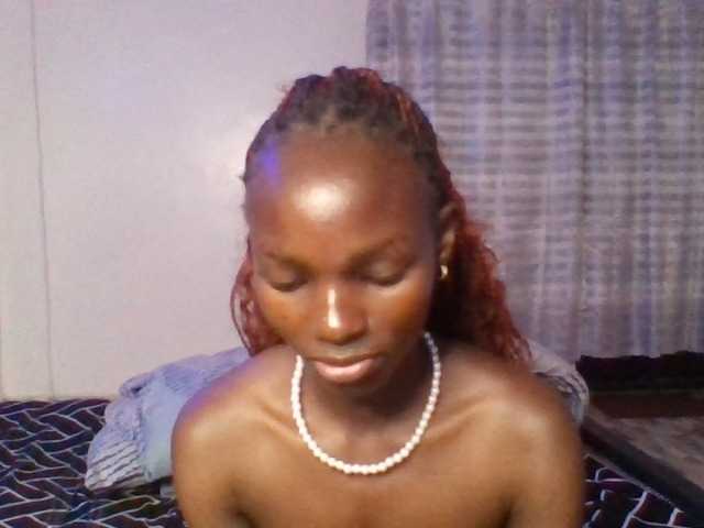 Pocketdoll09 live cam on BongaCams