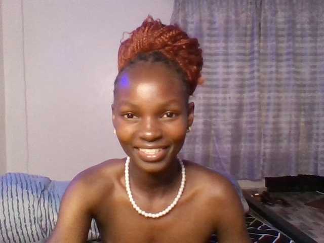 Pocketdoll09 live cam on BongaCams