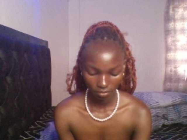 Pocketdoll09 live cam on BongaCams