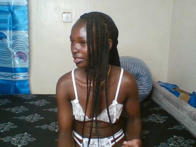 Pocketdoll09 live cam on BongaCams
