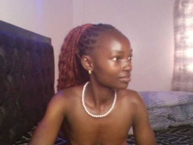 Pocketdoll09 live cam on BongaCams