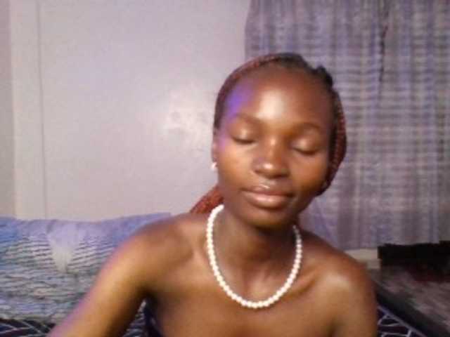 Pocketdoll09 live cam on BongaCams