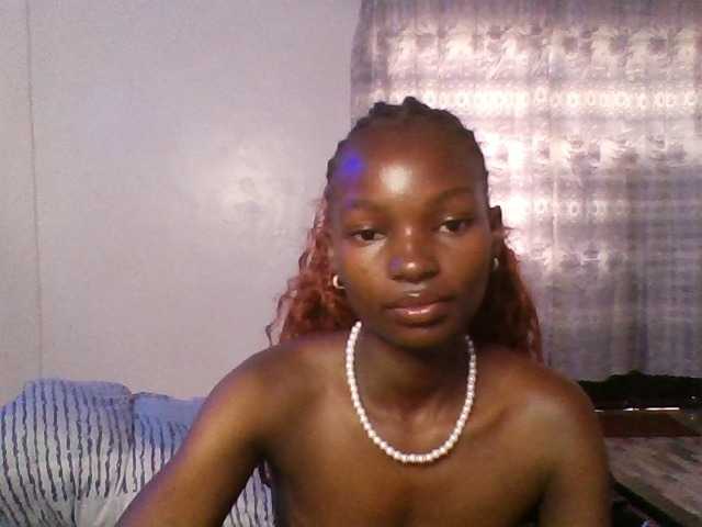 Pocketdoll09 live cam on BongaCams