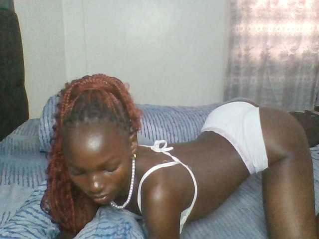 Pocketdoll09 live cam on BongaCams