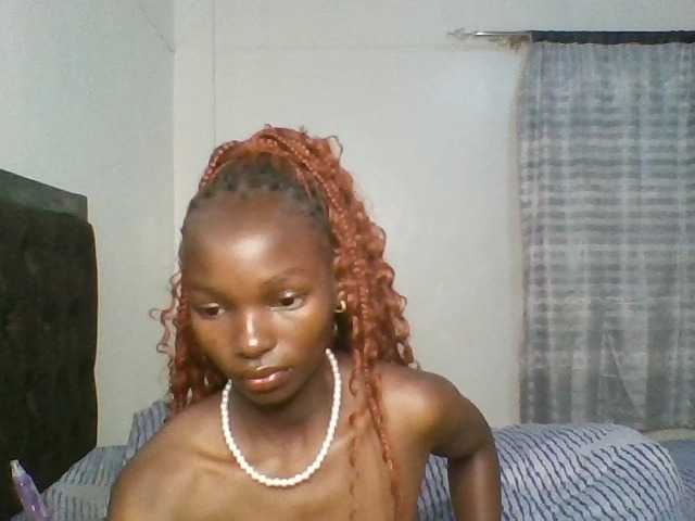 Pocketdoll09 live cam on BongaCams