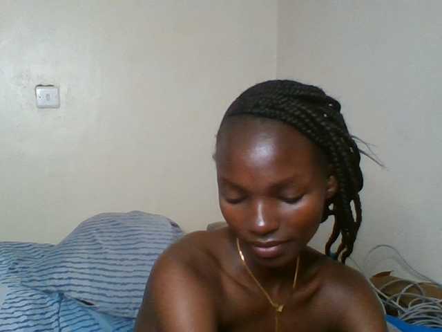 Pocketdoll09 live cam on BongaCams