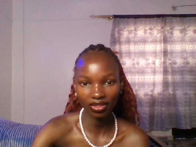 Pocketdoll09 live cam on BongaCams