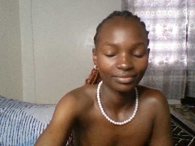 Pocketdoll09 live cam on BongaCams