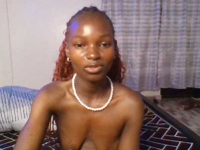 Pocketdoll09 live cam on BongaCams