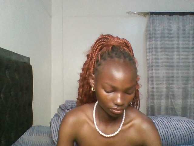 Pocketdoll09 live cam on BongaCams
