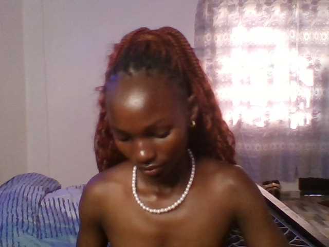 Pocketdoll09 live cam on BongaCams