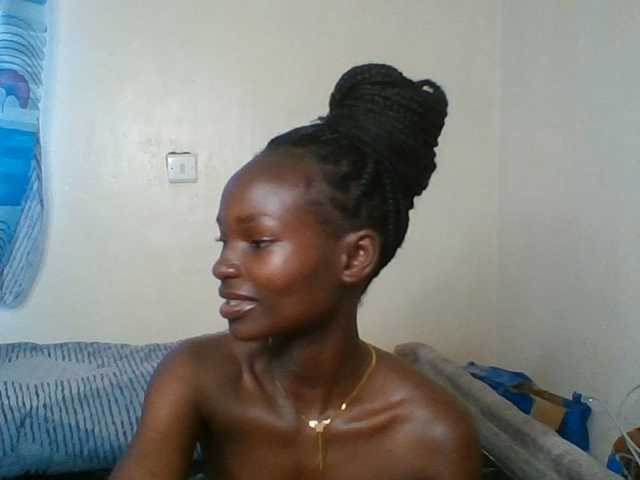 Pocketdoll09 live cam on BongaCams