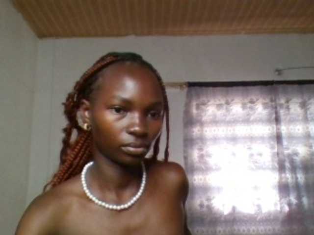 Pocketdoll09 live cam on BongaCams