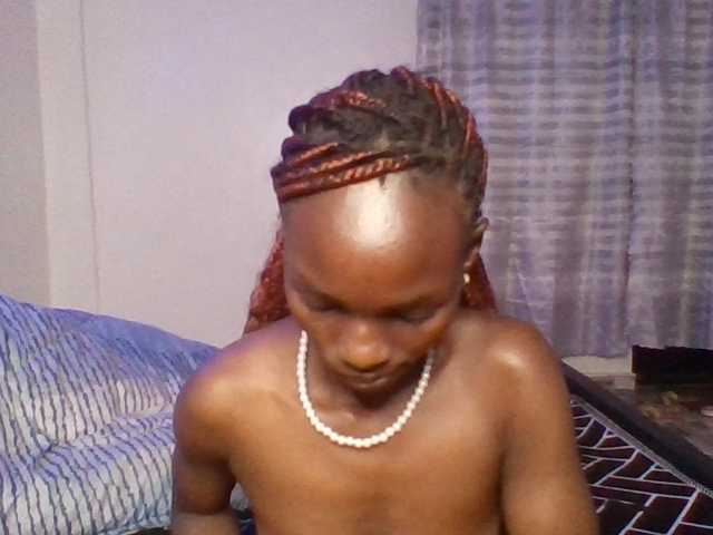 Pocketdoll09 live cam on BongaCams