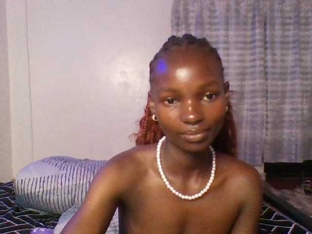 Pocketdoll09 live cam on BongaCams