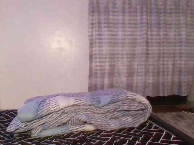 Pocketdoll09 webcam