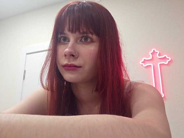 RedWitchHeart live cam on BongaCams