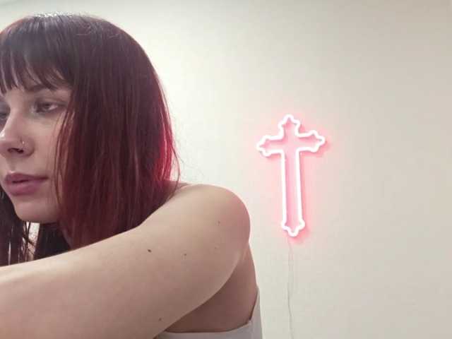 RedWitchHeart live cam on BongaCams