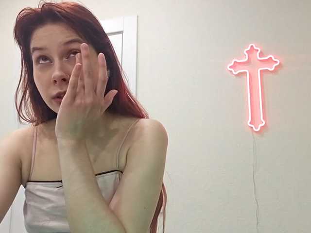 RedWitchHeart live cam on BongaCams