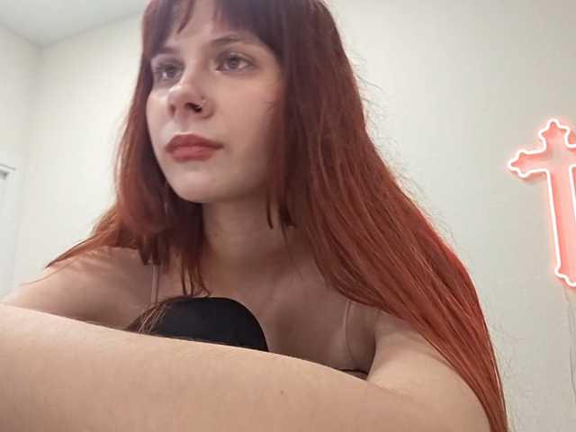 RedWitchHeart live cam on BongaCams