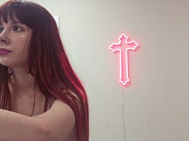 RedWitchHeart live cam on BongaCams
