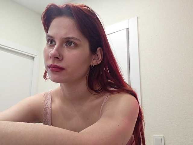RedWitchHeart live cam on BongaCams