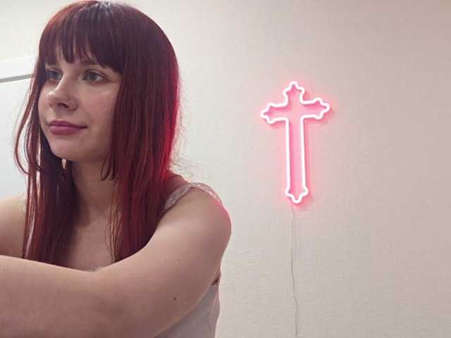RedWitchHeart live cam on BongaCams