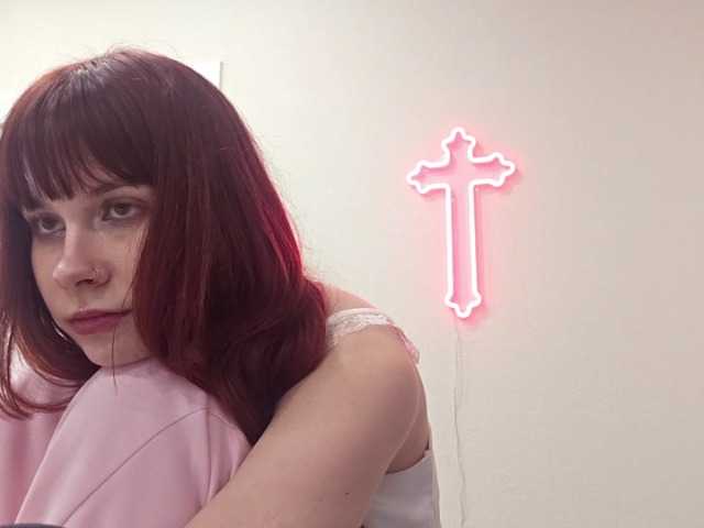 RedWitchHeart live cam on BongaCams