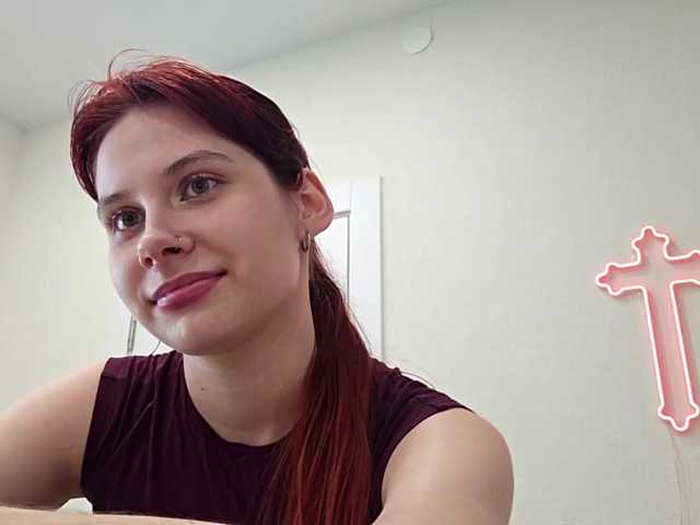 RedWitchHeart live cam on BongaCams