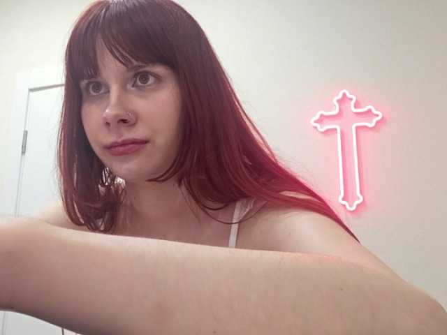 RedWitchHeart live cam on BongaCams