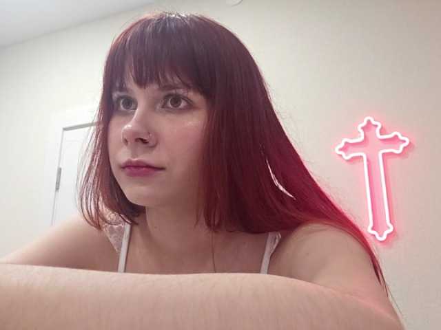 RedWitchHeart live cam on BongaCams