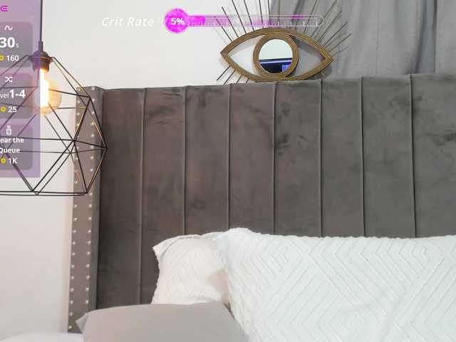 AurenNoir webcam