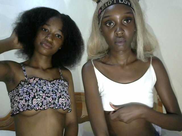 sexytwinnie