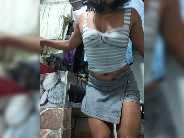 Roousehot live cam on BongaCams