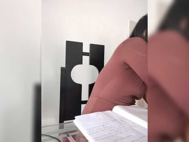 Roousehot live cam on BongaCams