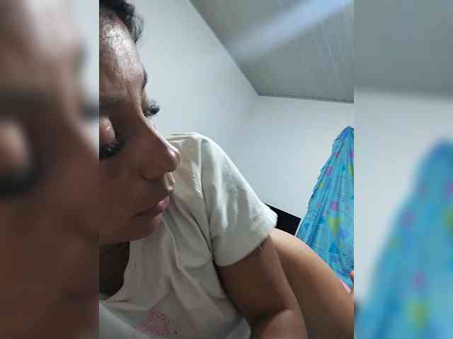 Roousehot webcam