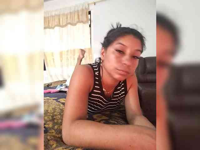 Roousehot webcam