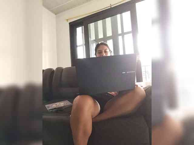Roousehot webcam
