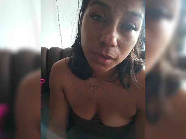 Roousehot webcam