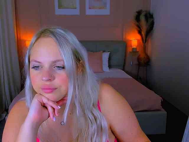 NikollaBlond