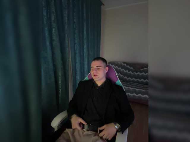Live трансляция D3SVULT - slutnetki.online