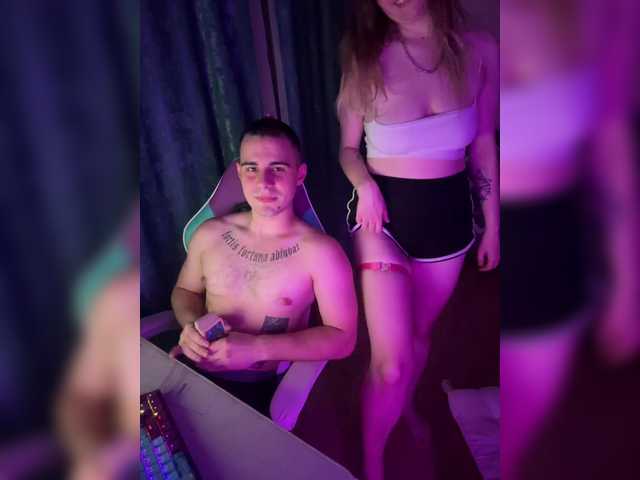 D3SVULT live cam on BongaCams