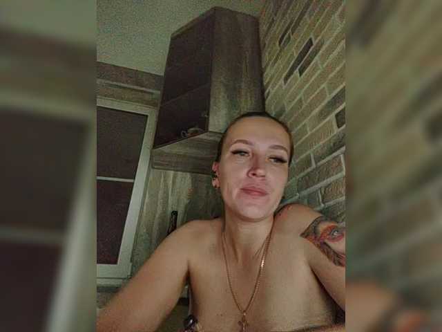 Live трансляция Marie-in-Wonderland - slutnetki.online