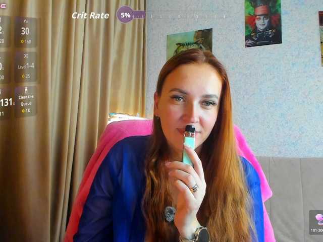 Marie-in-Wonderland live cam on BongaCams