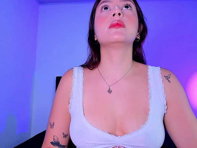 HayleyRoss1 webcam
