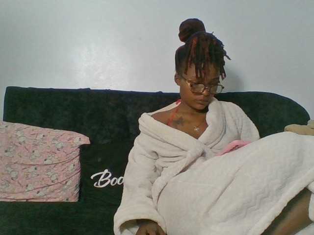 Blacksexxy live cam preview