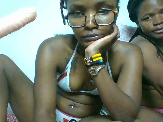 Blacksexxy webcam