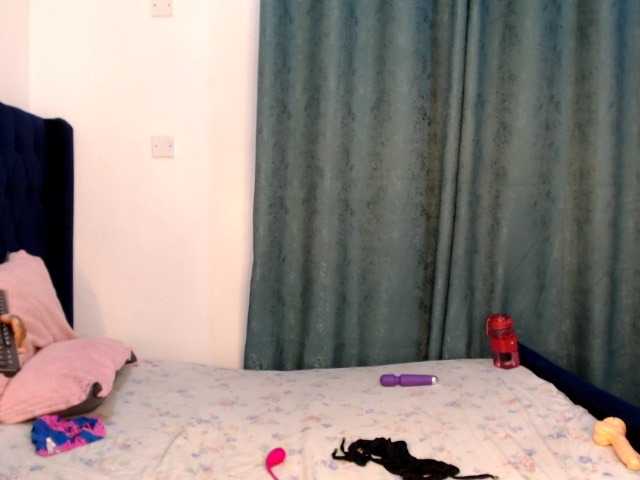 Candy- live cam preview