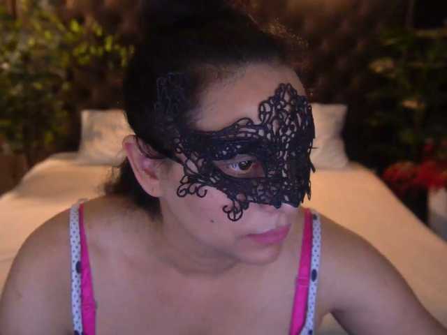 KarinaHaYess live cam on BongaCams